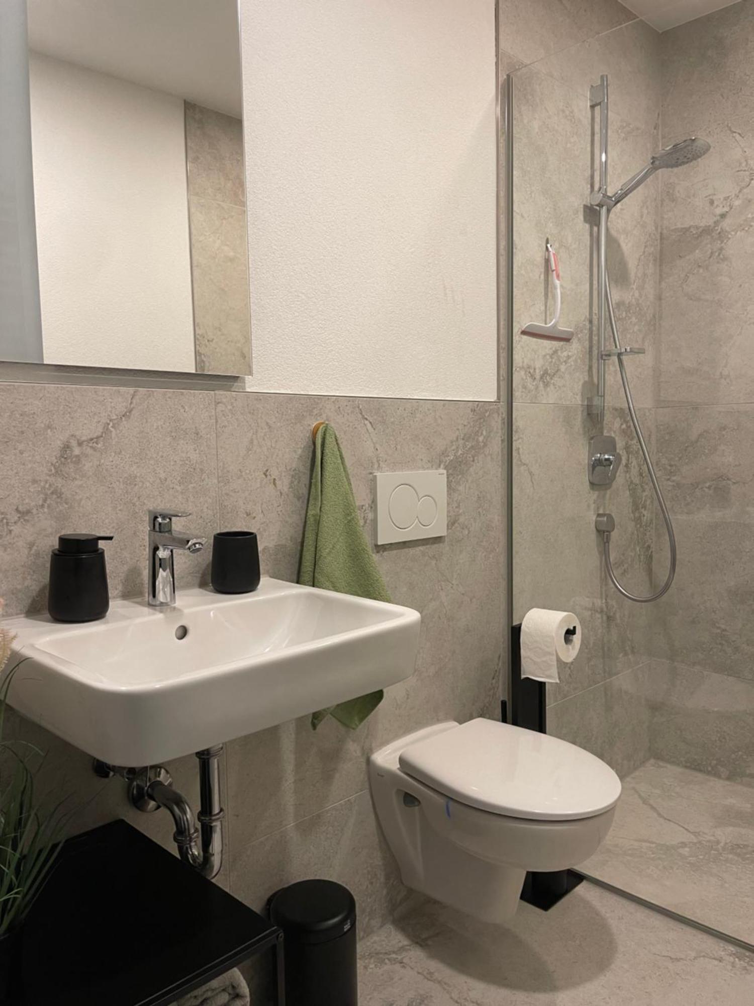 Wunderschoenes Apartment Am Schloessle Zentrum Pforzheim Dış mekan fotoğraf