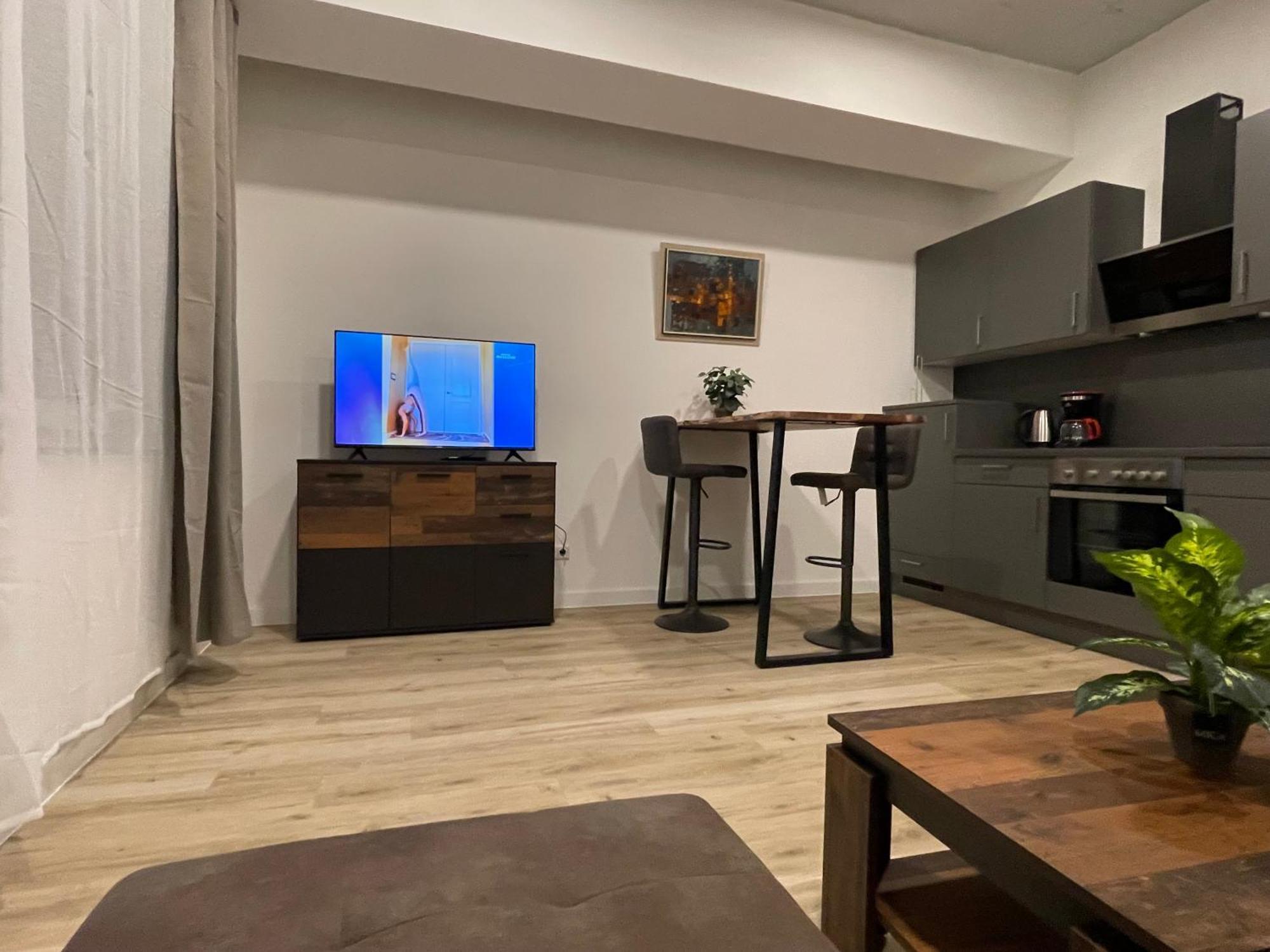 Wunderschoenes Apartment Am Schloessle Zentrum Pforzheim Dış mekan fotoğraf