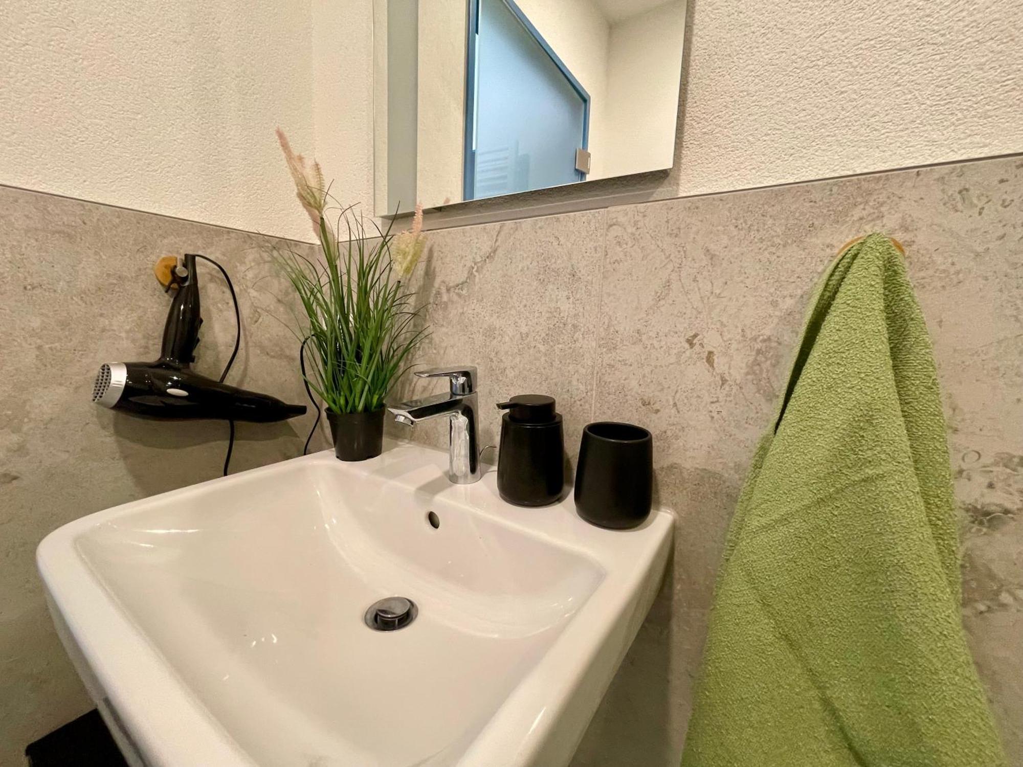 Wunderschoenes Apartment Am Schloessle Zentrum Pforzheim Dış mekan fotoğraf